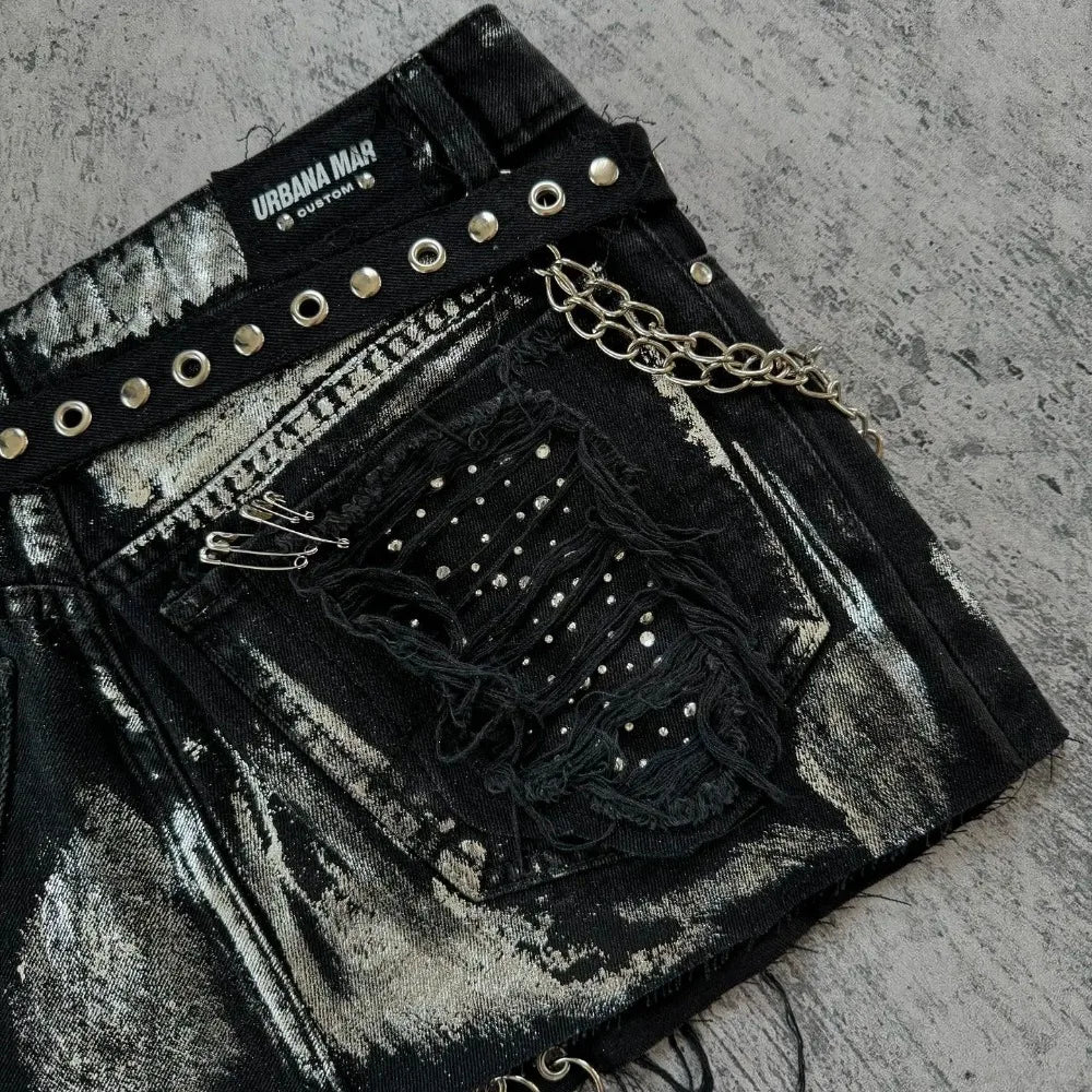 Y2K New Gothic Retro Black Denim Skirt Harajuku Star Graphic Rhinestone Rivet Mini Skirt Sexy Hot Girl Slim Low Waist Hip Skirts