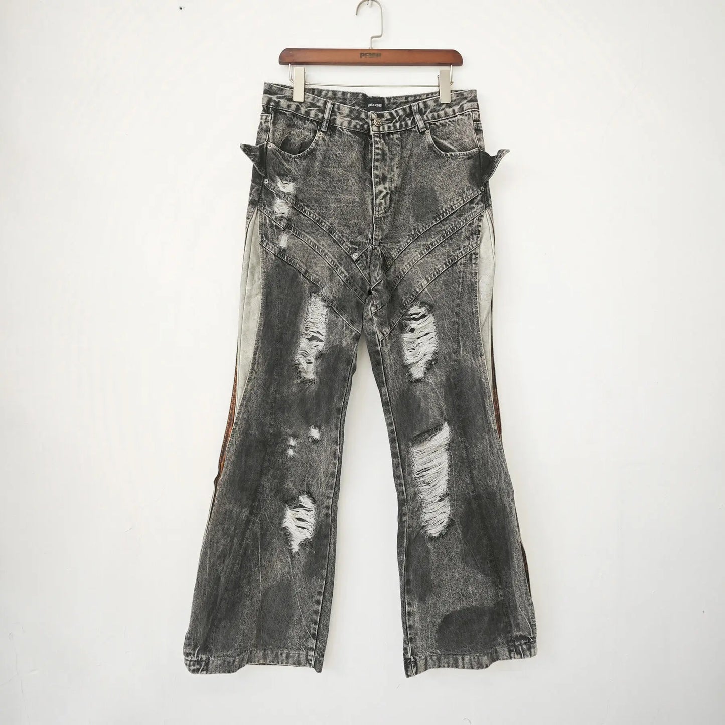 Destroy Hole Deconstruct Spliced Design Jeans Male High Street Worn-out Washed Straight Trousers Spring Chic New 28W4061